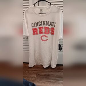 47 White Cincinnati Reds Short Sleeve Tee